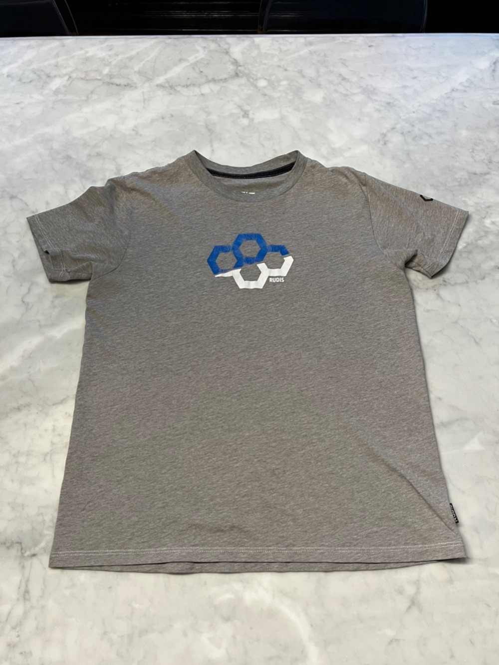 RUDIS wrestling youth graphic Tshirt. Youth Large. Grey